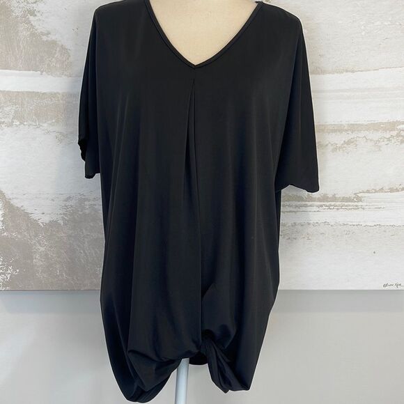 Entro Oversized short sleeve hidden knot blouse - Picture 1 of 4